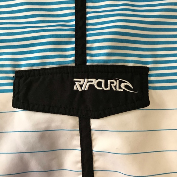 Rip Curl Men’s Boardshorts, Size 38, Colour Blue & White with Stripes. - Picture 8 of 14